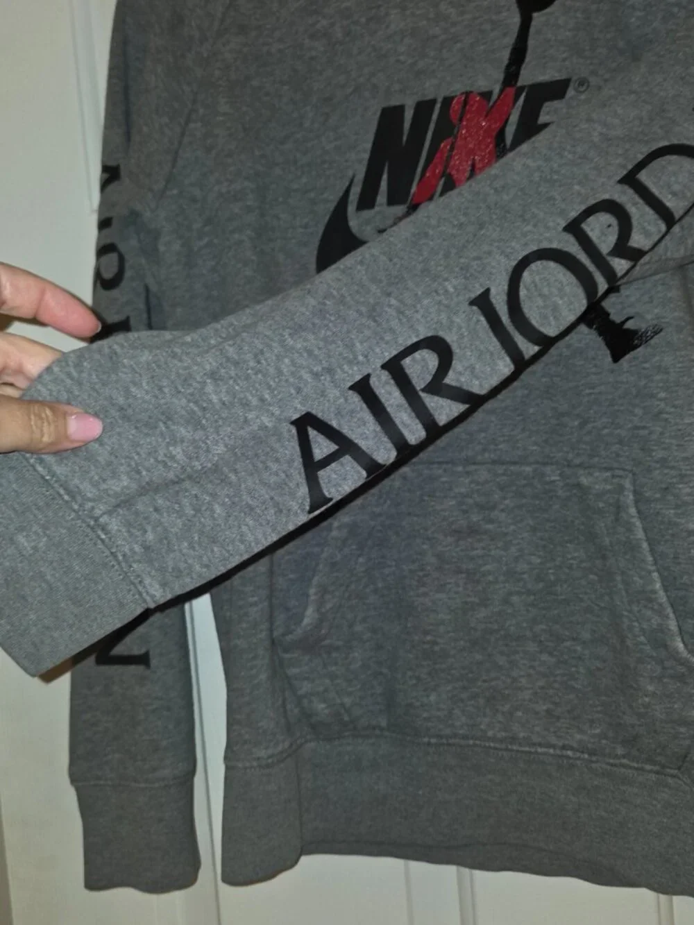 Air Jordan Boys Gray Hooded Sweatshirt, size YXL